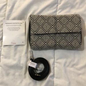 ThirtyOne Jewell Crossbody Clutch Purse